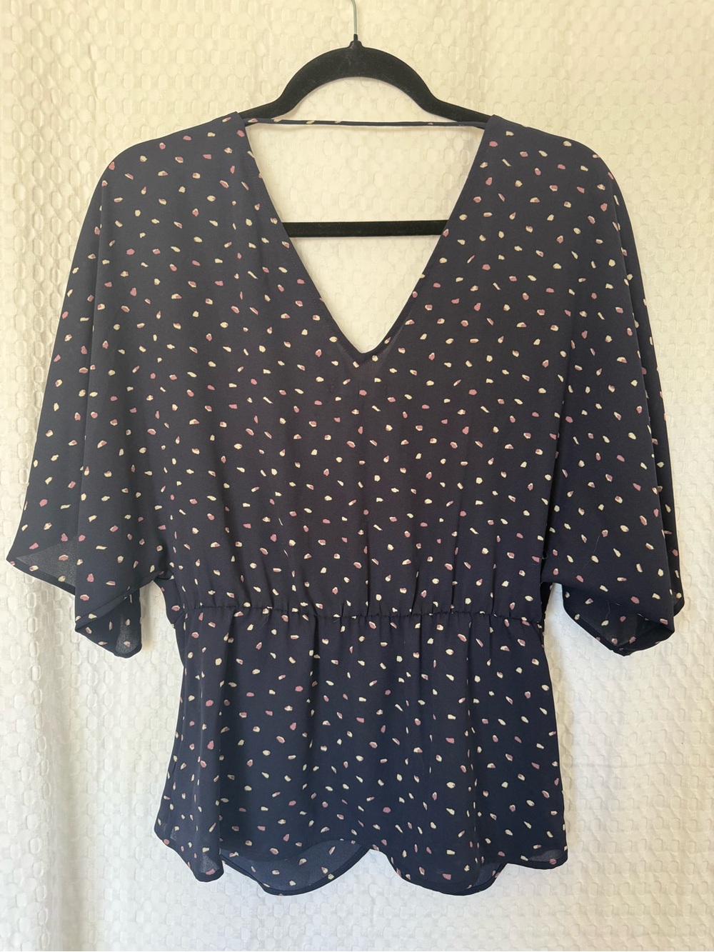 Pleione Navy Confetti Print Twist Front Peplum Blouse Size Small - Picture 3 of 5